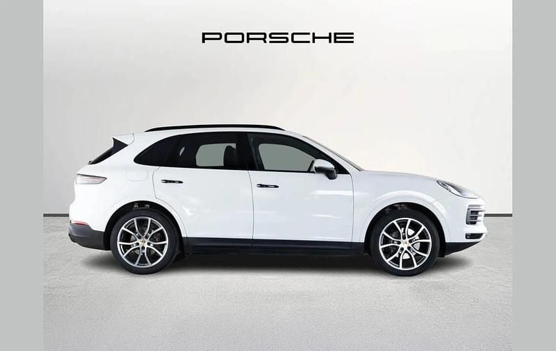 Used Porsche Cayenne 334 HP (245 kW) 2021 White SUV