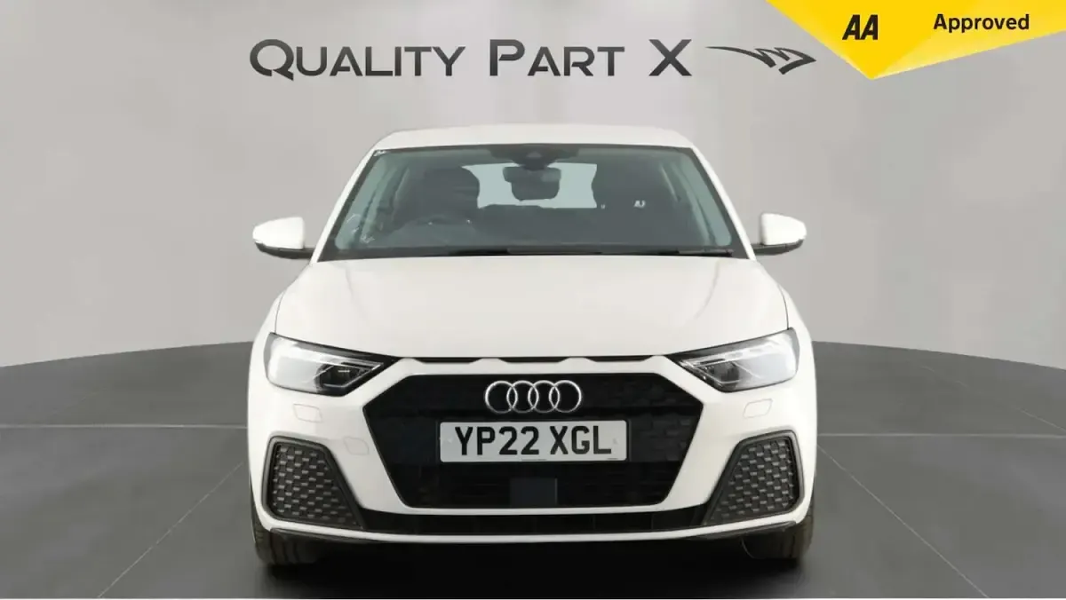 Used Audi A1 Sportback 95 HP (69 kW) 2022 White Hatchback