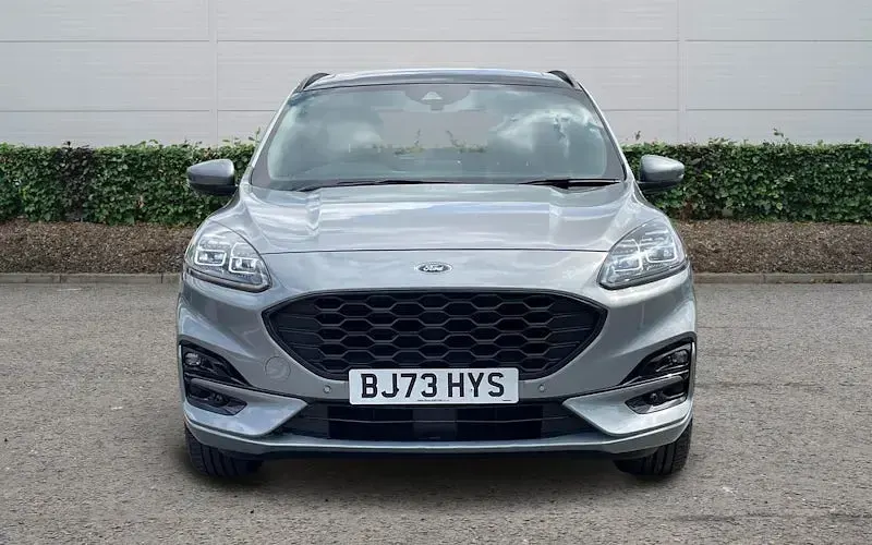 Used Ford Kuga ST-Line X 190 HP (139 kW) 2023 Silver SUV