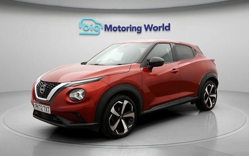 Usado Nissan Juke S 114 HP (83 kW) 2022 Vermelho SUV