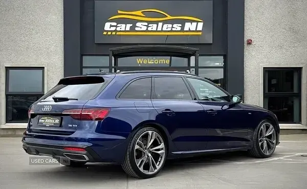 Used Audi A4 S-Line 163 HP (119 kW) 2024 Blue Estate