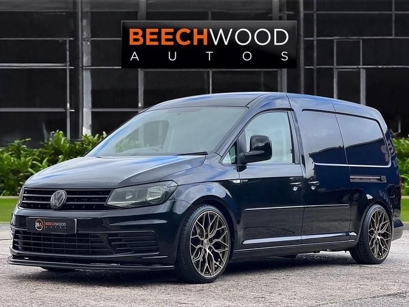 Used VW Caddy Maxi Startline 102 HP (75 kW) 2019 Black MPV
