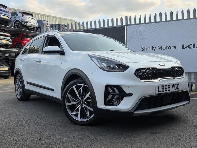 White Used 2019 Kia Niro 2 SUV | £18,665 (Expensive) - Image 1/4