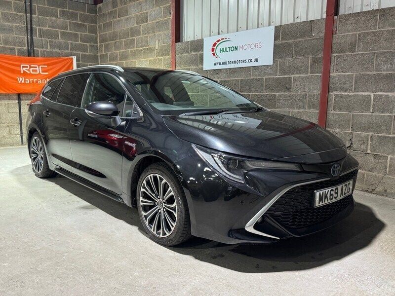 Black Used 2019 Toyota Corolla Estate | £12,590 - Image 1/4
