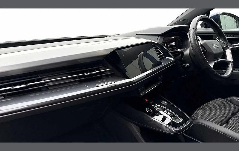 Used Audi Q4 e-tron S-Line 150 kW (204 HP) 2022 Blue SUV