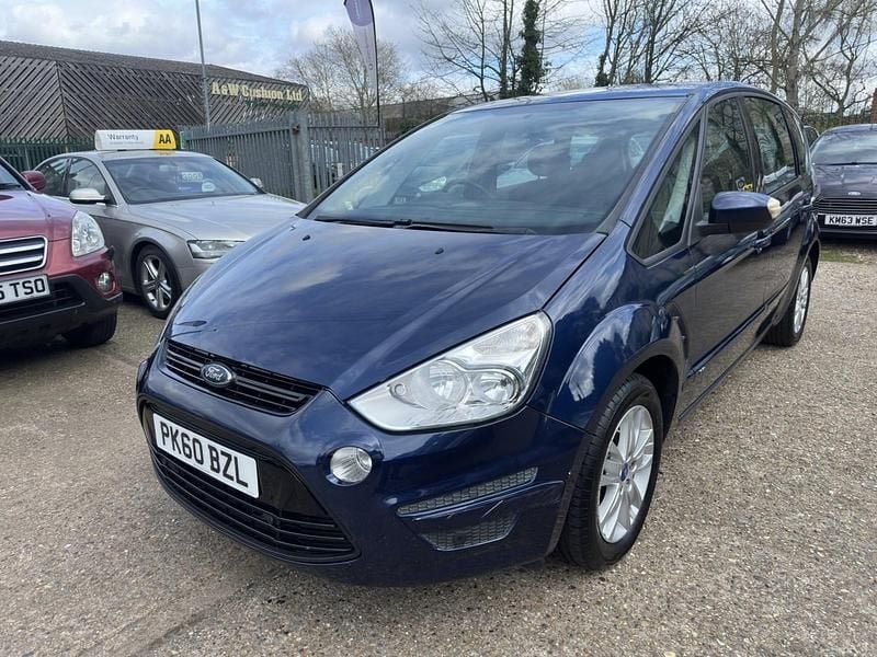 Used Ford S-MAX Zetec 140 HP (102 kW) 2010 Blue MPV