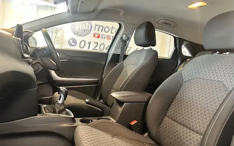 Used Kia Ceed 120 HP (88 kW) 2019 Black Hatchback