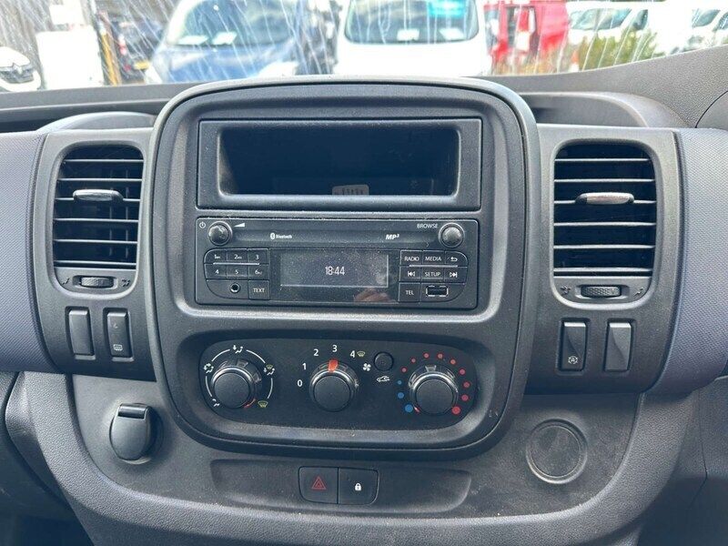 Image 2/3