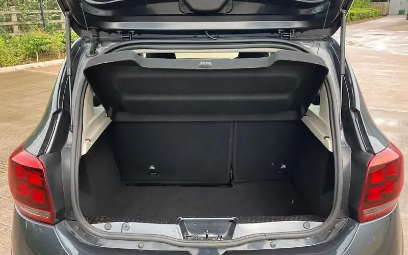 Used Dacia Sandero Essentiel 90 HP (66 kW) 2019 Grey Hatchback