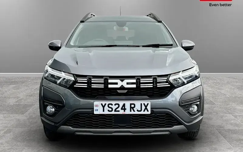 Begagnad Dacia Jogger Expression 141 HK (103 kW) 2025 Minibuss