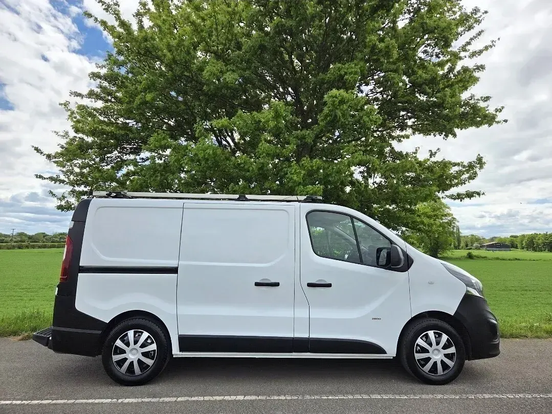 Used Vauxhall Vivaro 2017 White