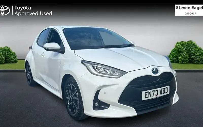 Used Toyota Yaris Design 116 HP (85 kW) 2024 Hatchback