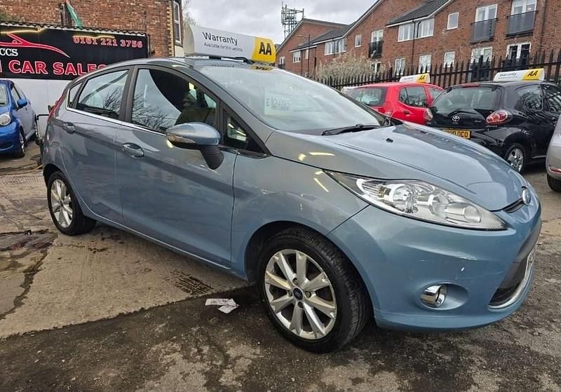 Used Ford Fiesta Zetec 96 HP (70 kW) 2009 Blue Hatchback