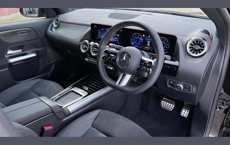 New Mercedes EQA250+ Urban 139 kW (190 HP) 2025 Cosmos black metallic SUV