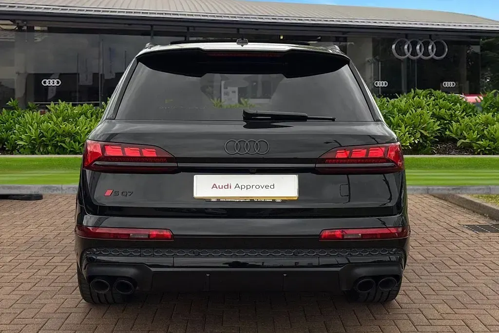 Used Audi SQ7 Advanced Plus 507 HP (372 kW) 2025 Black SUV