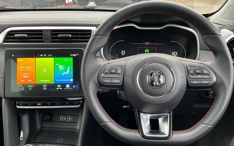 Used MG ZS Exclusive 111 HP (81 kW) 2024 Blue SUV