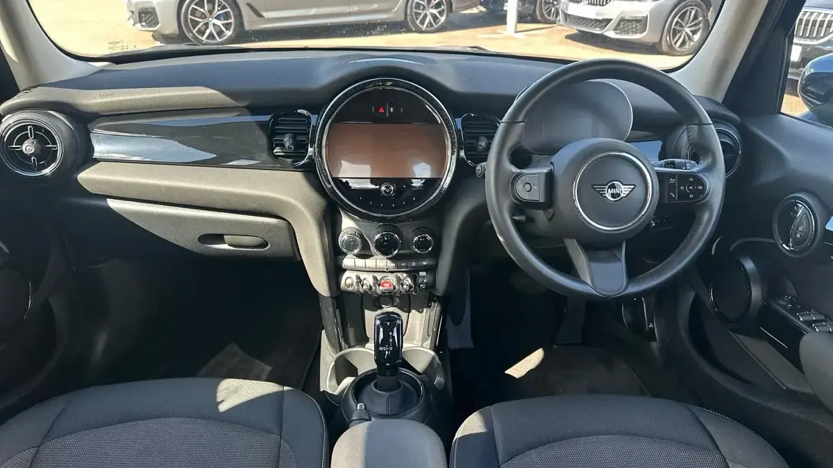 Used Mini Cooper Classic 2023 Blue/black Hatchback