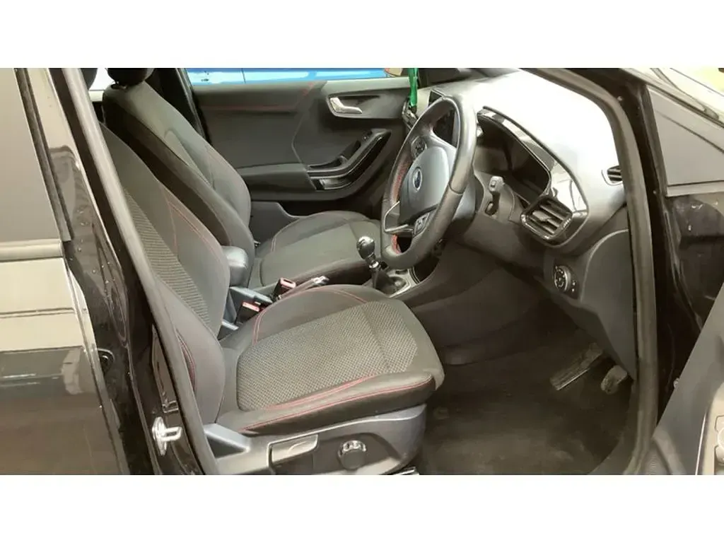 Used Ford Puma ST-Line 2022 Agate black (premium paint) SUV