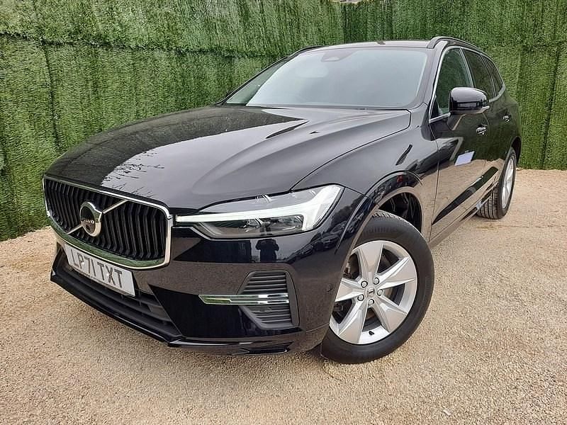 Used Volvo XC60 Momentum 2022 Black SUV