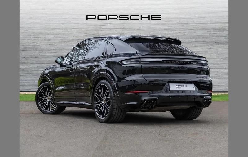Used Porsche Cayenne S E-Hybrid 512 HP (376 kW) 2024 Black SUV