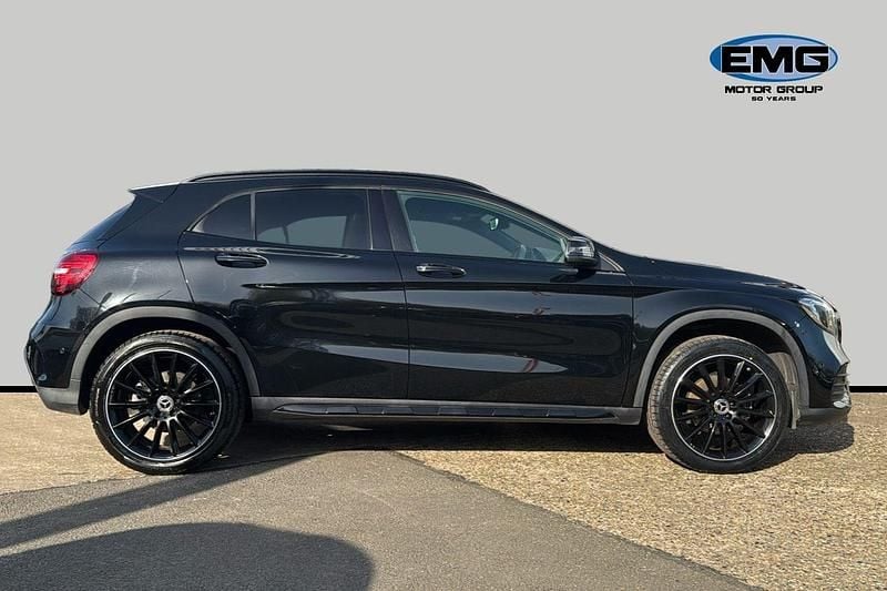 Used Mercedes GLA200 AMG line 156 HP (114 kW) 2019 Black SUV