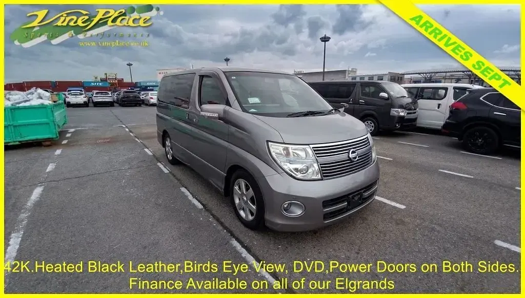 Used Nissan Elgrand 2009 Grey MPV