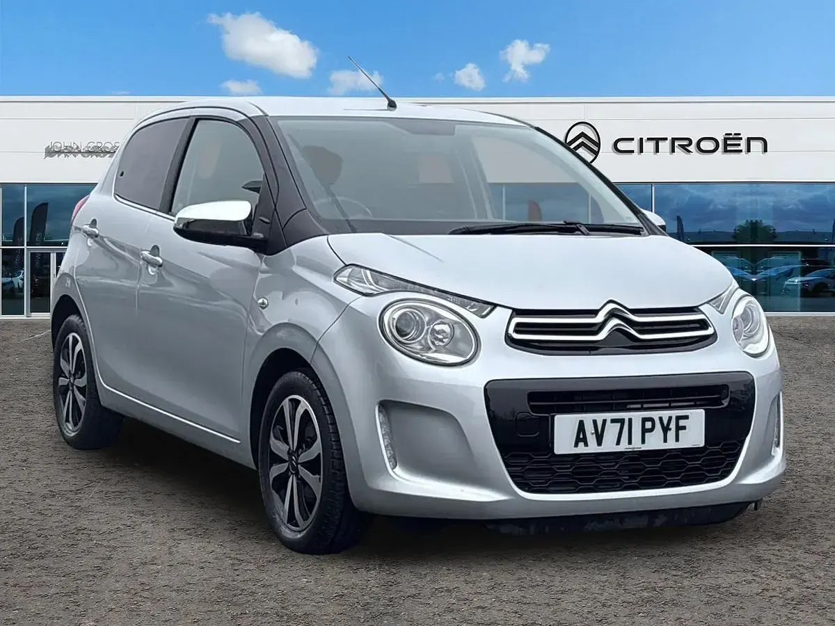 Usado Citroën C1 Shine 2021 Cinzento Citadino