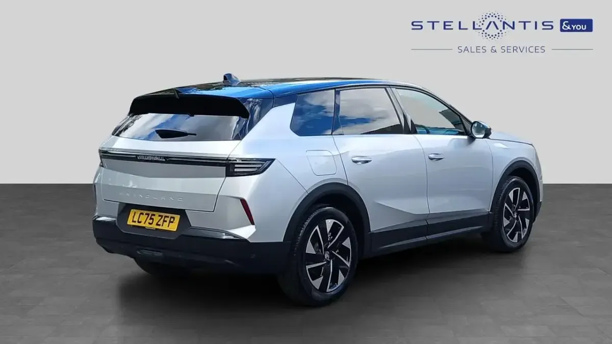 New Vauxhall Grandland X GSe 134 HP (98 kW) 2025 Grey SUV