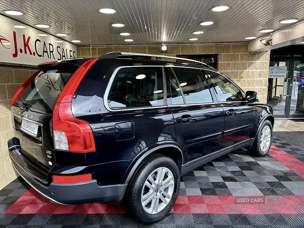 Usado Volvo XC90 SE 200 HP (147 kW) 2012 Preto SUV