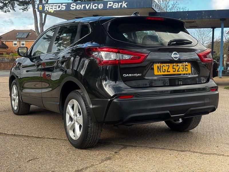 Used Nissan Qashqai Acenta Premium 160 HP (117 kW) 2019 Black SUV