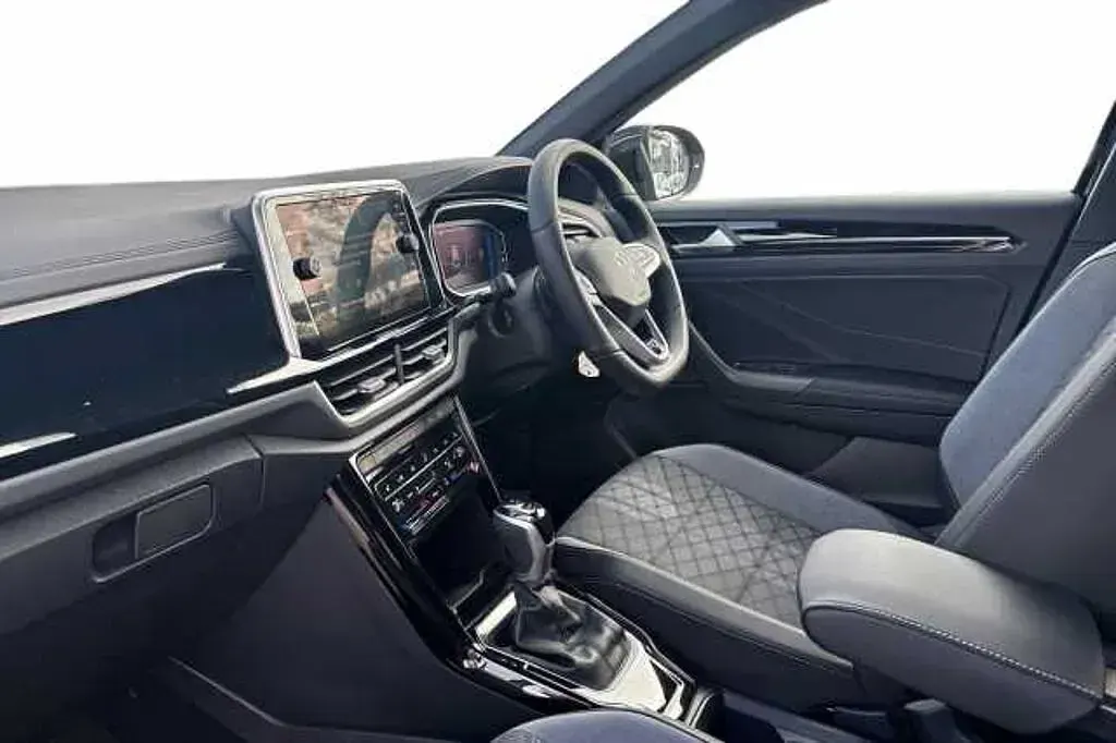 New VW T-Roc R-line 150 HP (110 kW) 2026 Deep black SUV