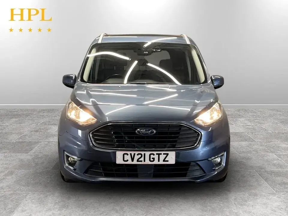 Used Ford Tourneo Titanium 120 HP (88 kW) 2021 Blue MPV