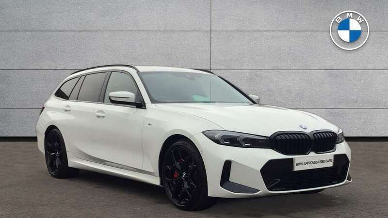 White Used 2024 BMW 320 M Sport Estate | £34,495 (Expensive) - Image 1/4