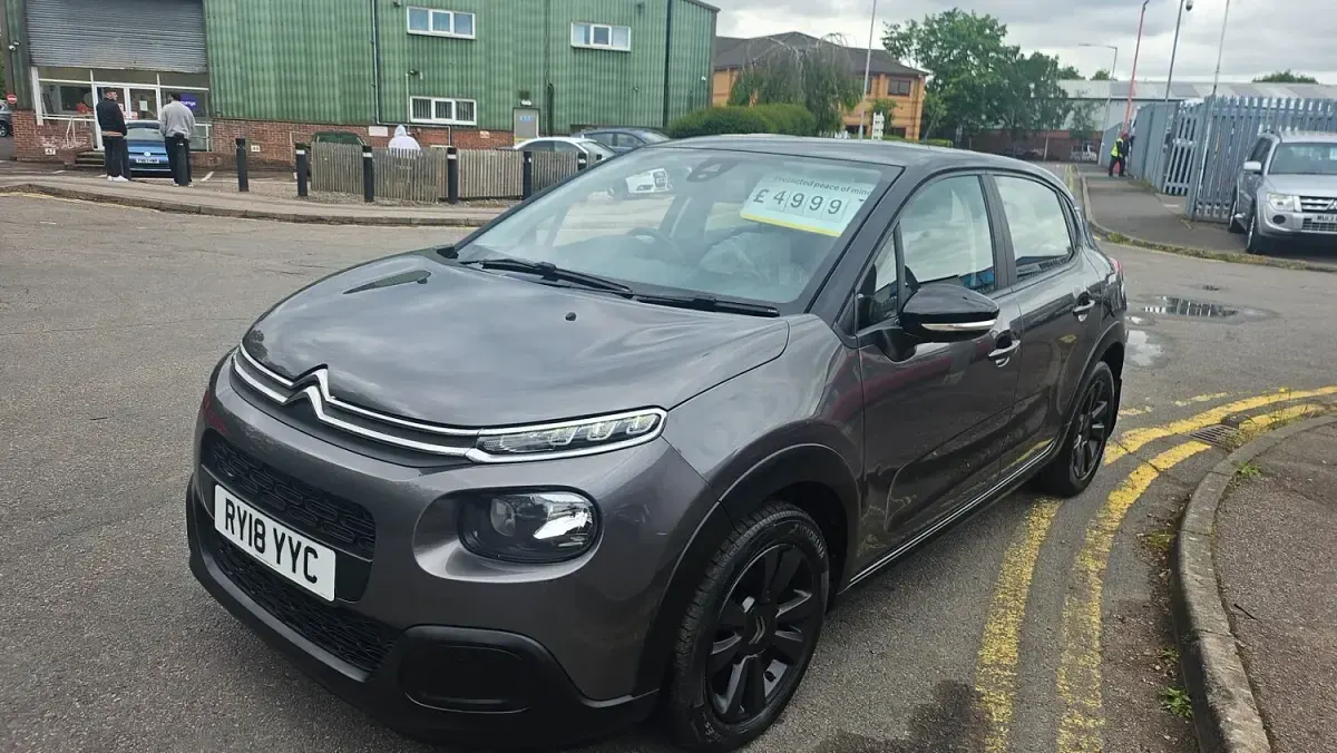 Begagnad Citroën C3 Feel 2018 Grå Halvkombi