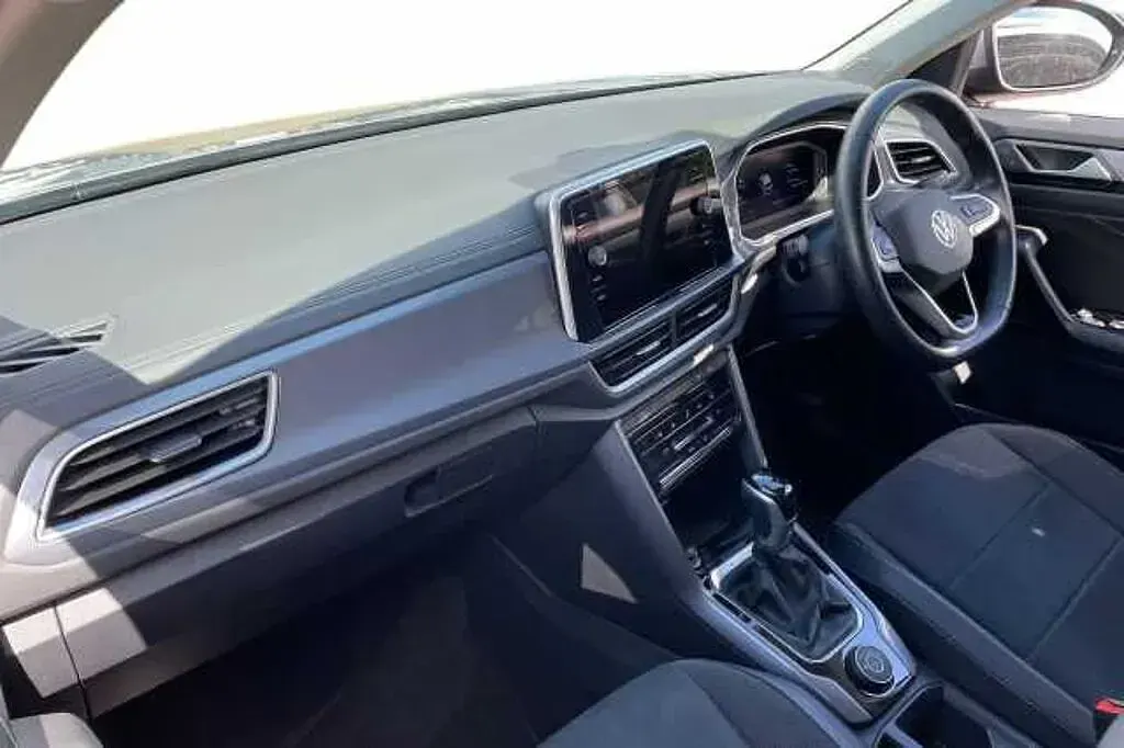 Used VW T-Roc Style 190 HP (139 kW) 2022 Silver SUV