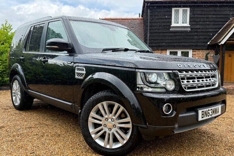 Black Used 2013 Land Rover Discovery 4 HSE SUV | £15,995 (Fair price) - Image 1/1