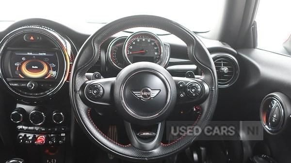 Used Mini John Cooper Works Hatch 228 HP (167 kW) 2018 Green Hatchback