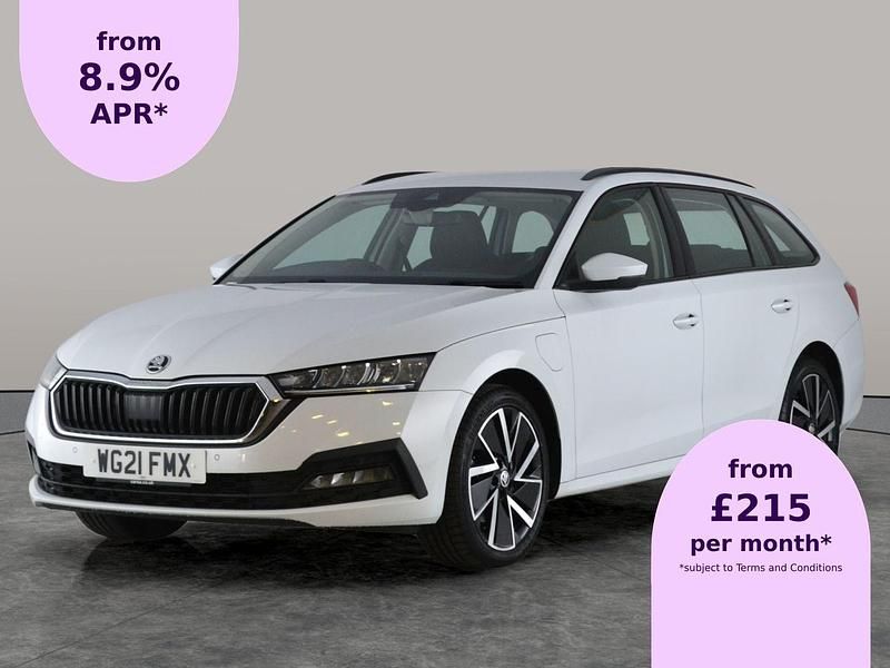 White Used 2021 Skoda Octavia SE Technology Estate | £14,755 (Good price) - Image 1/2