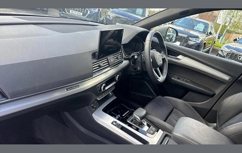 Used Audi Q5 S-Line 204 HP (150 kW) 2024 Grey SUV