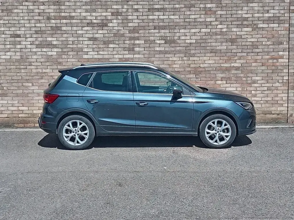 Used Seat Arona FR 110 HP (80 kW) 2022 Grey SUV