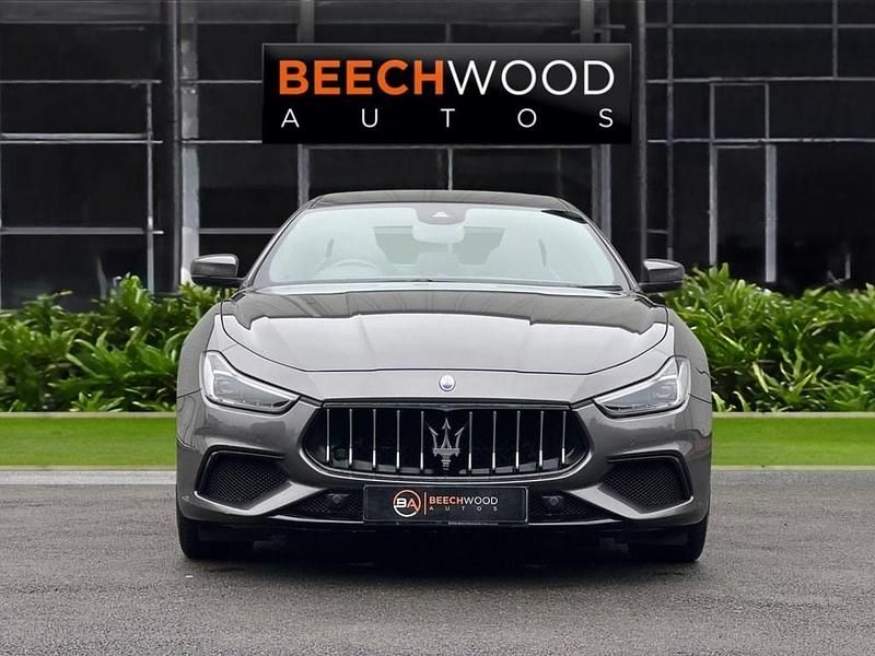 Used Maserati Ghibli 350 HP (257 kW) 2018 Grey Sedan