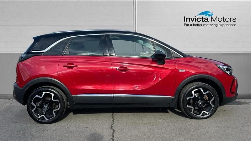 Second-hand Vauxhall Crossland Ultimate 130 CP (95 kW) 2022 Roșu SUV
