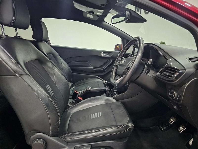 Used Ford Fiesta ST-Line X 140 HP (102 kW) 2019 Red Hatchback