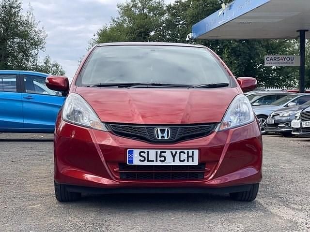 Used Honda Jazz ES 99 HP (72 kW) 2015 Red Hatchback