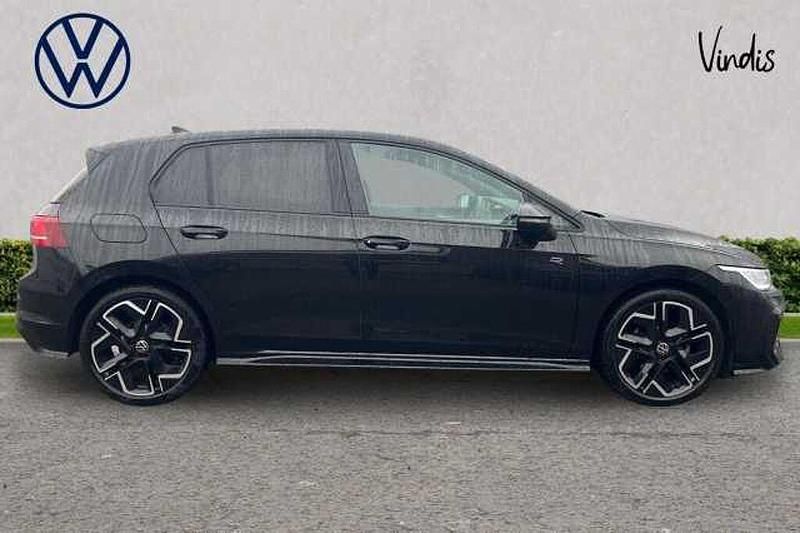 Used VW Golf VIII 150 HP (110 kW) 2025