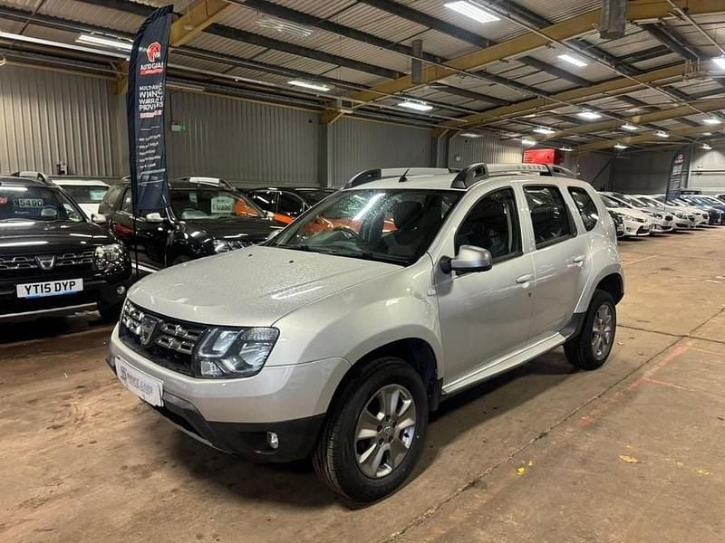 Used Dacia Duster Lauréate 110 HP (80 kW) 2018 Silver SUV
