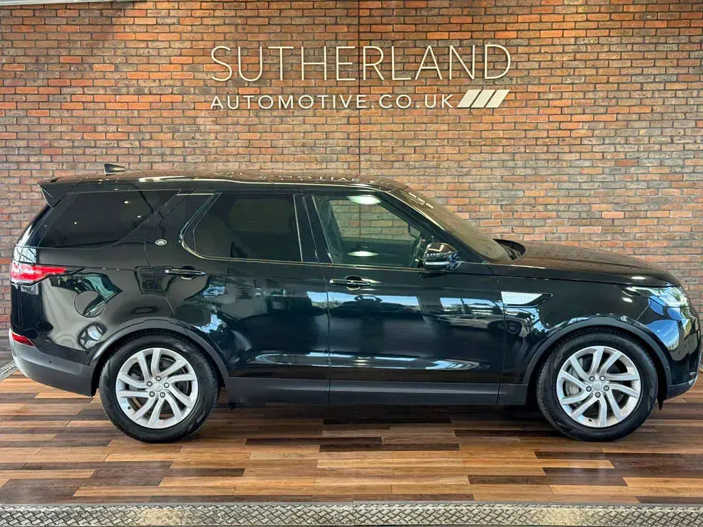 Used Land Rover Discovery HSE 2019 Black SUV