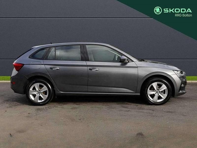 Used Skoda Scala SE 94 HP (69 kW) 2024 Graphite grey metallic Hatchback