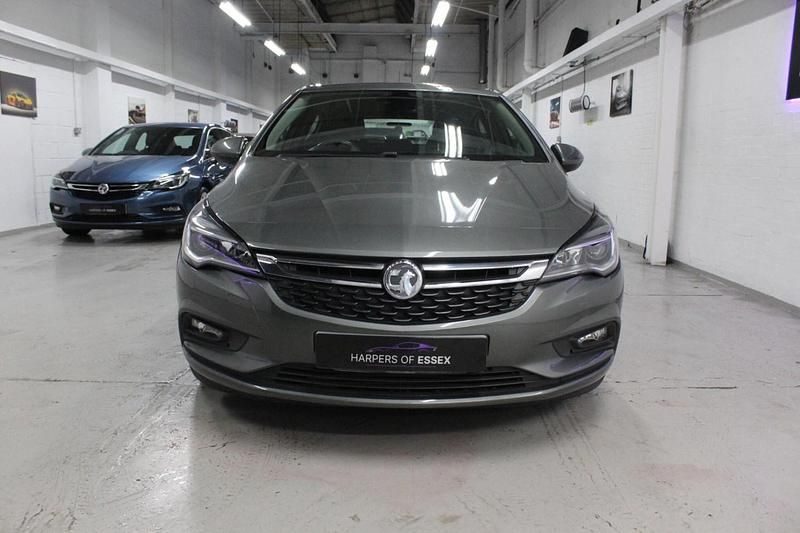 Used Vauxhall Astra SRi 150 HP (110 kW) 2019 Grey Hatchback