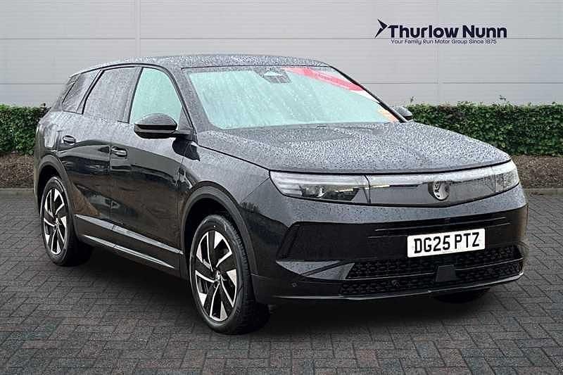 Black Used 2025 Vauxhall Grandland X S SUV | £25,055 (Good price) - Image 1/4
